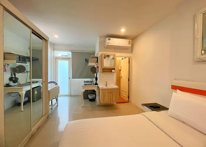 Arawana Phromphong Bangkok