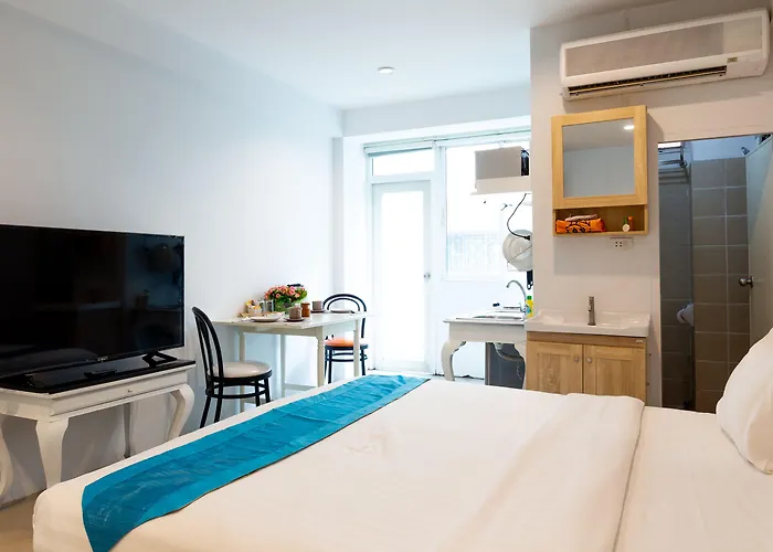 Aparthotel Arawana Phromphong 3*