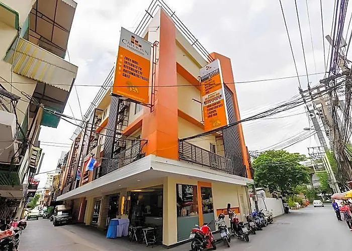 Arawana Phromphong Aparthotel 3*