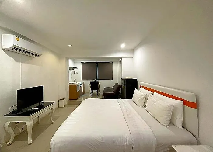 Arawana Phromphong Aparthotel